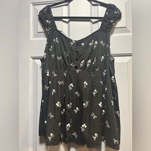 Torrid Black Floral Sleeveless Top